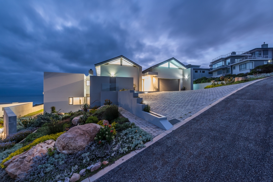 5 Bedroom Property for Sale in Pinnacle Point Golf Estate Western Cape
